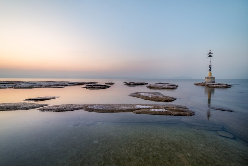 Sirmionen auringonlasku Gardajärvi